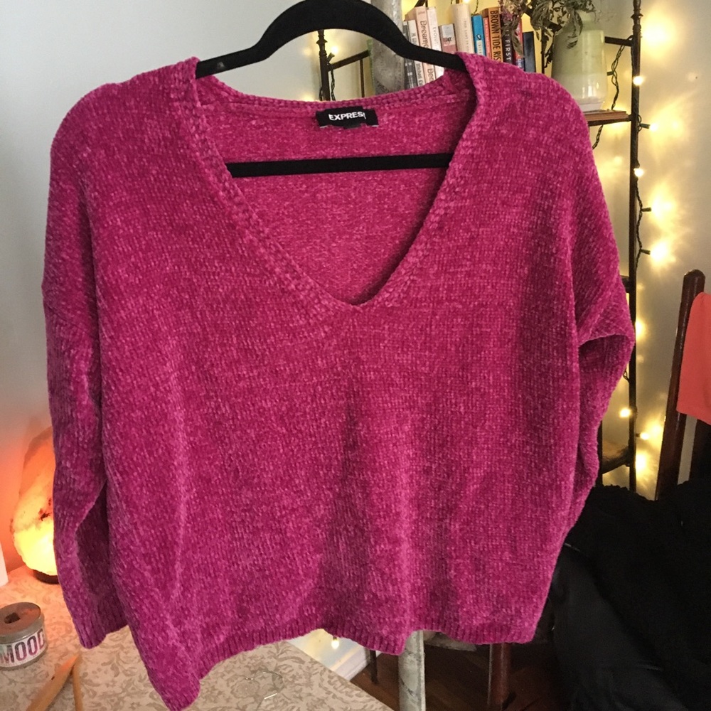 Set of  2 MD sleeveless shirts. 2 long sleeve